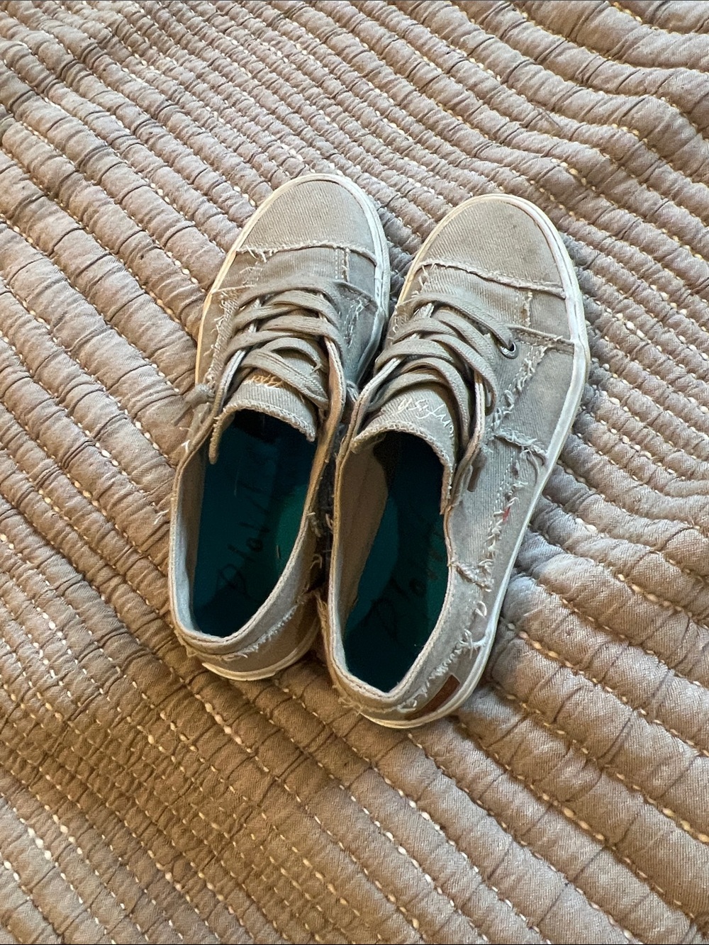 Blowfish Light Gray Frayed Canvas Sneakers